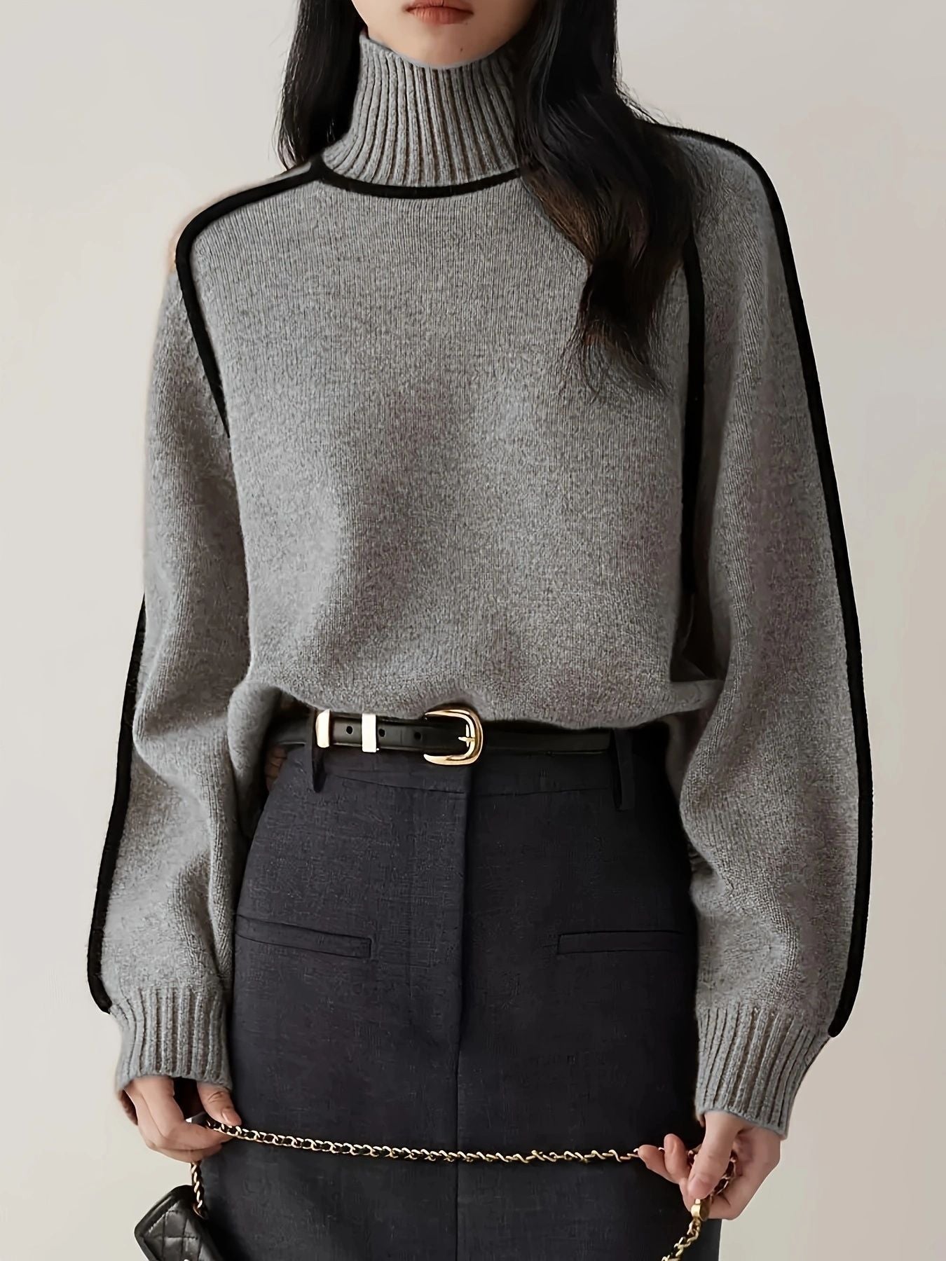 FIORA |Soft Cashmere Turtleneck Sweater